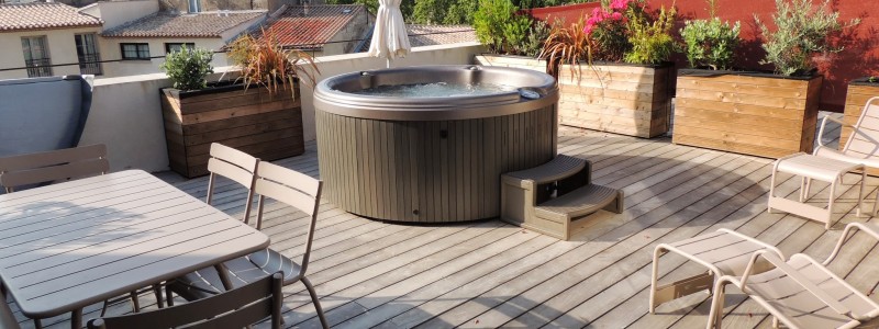 Pezenas-hotel-terrasse-appart-jacuzzi Pezenas-hotel-terrasse-appart-jacuzzi