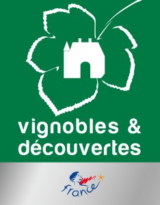 VIGNOBLES ET DECOUVERTES_CONTOUR-BLANC-Web