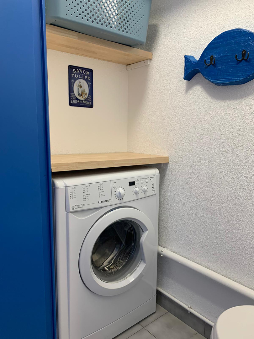 T2 central terrasse vue mer