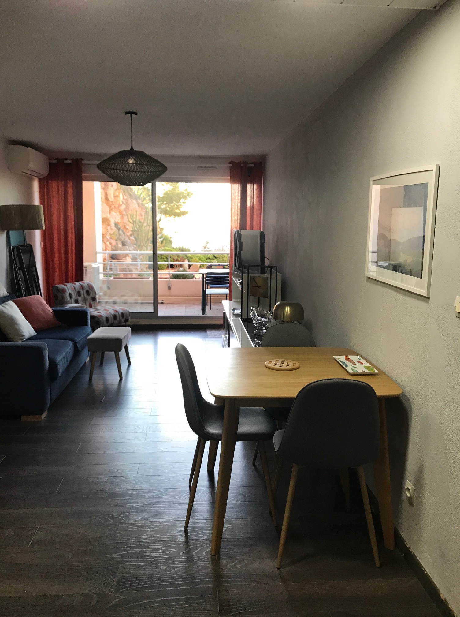 T2 piscine, clim, parking