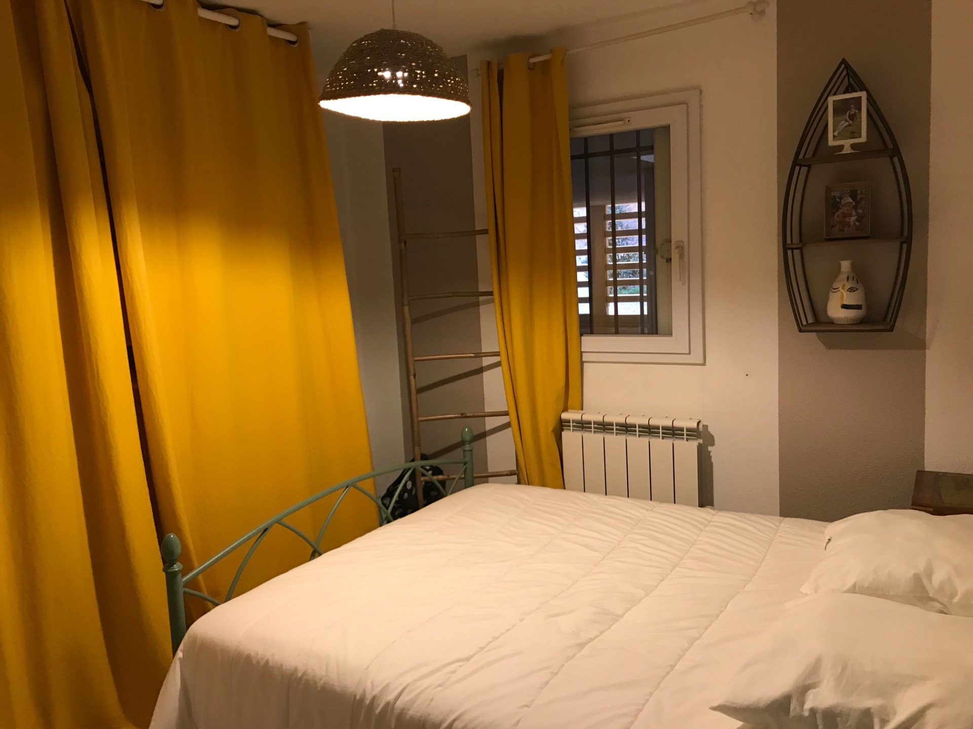 T2 piscine, clim, parking