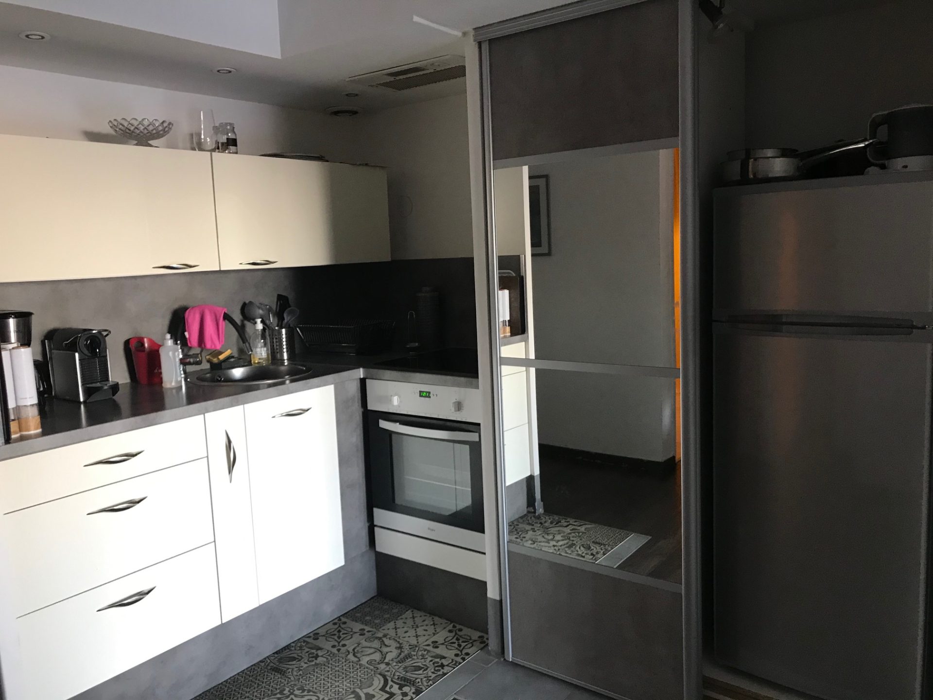 T2 piscine, clim, parking