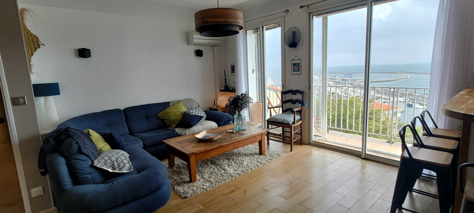 T3 Quartier Haut vue mer clim garage