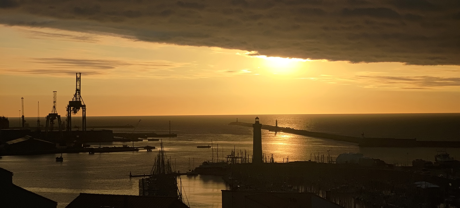 T3 Quartier Haut vue mer clim garage