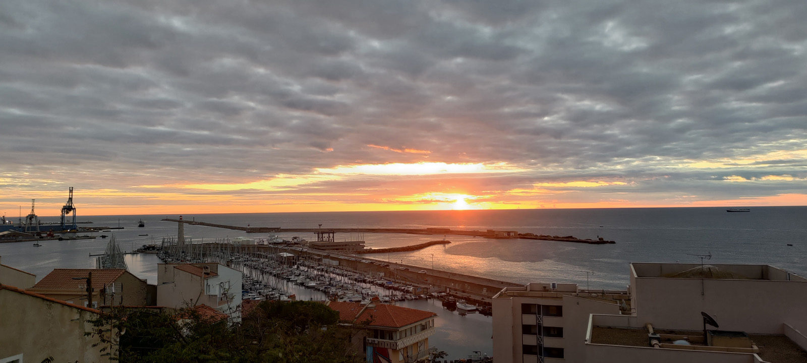 T3 Quartier Haut vue mer clim garage