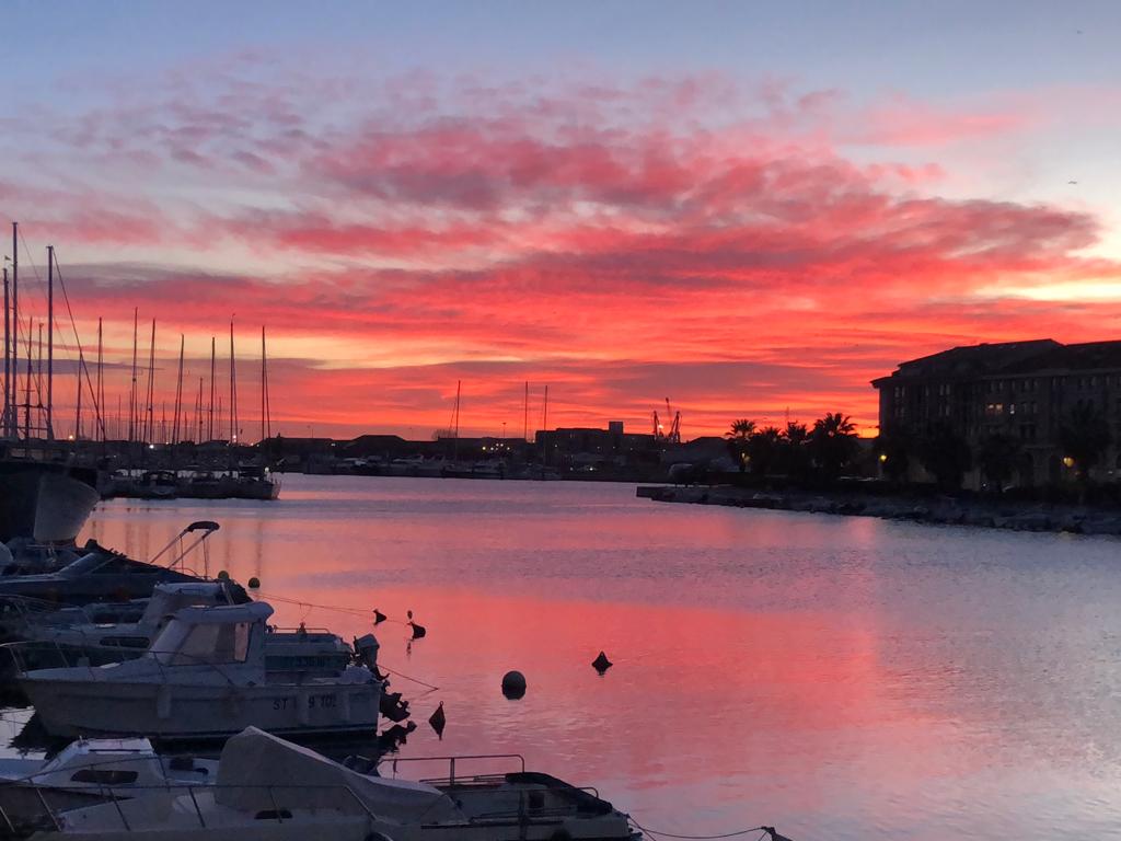 Élégant T2 climatisé vue canal