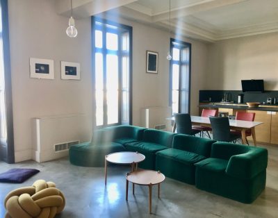 Élégant T2 climatisé vue canal