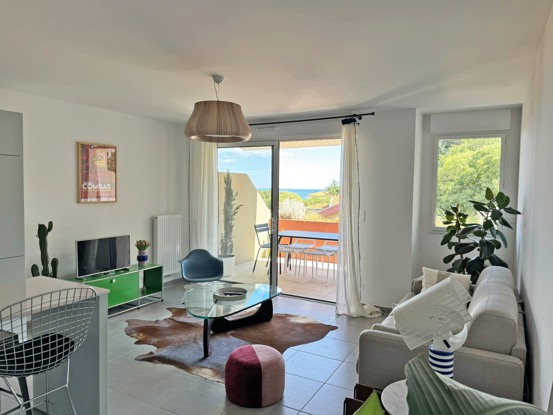 T2 Revest climatisé terrasses vue mer étang ville parking