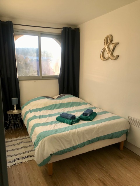 T2 Quilles plage, parking