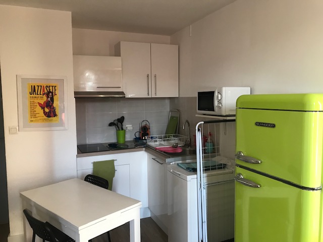 T2 Quilles plage, parking